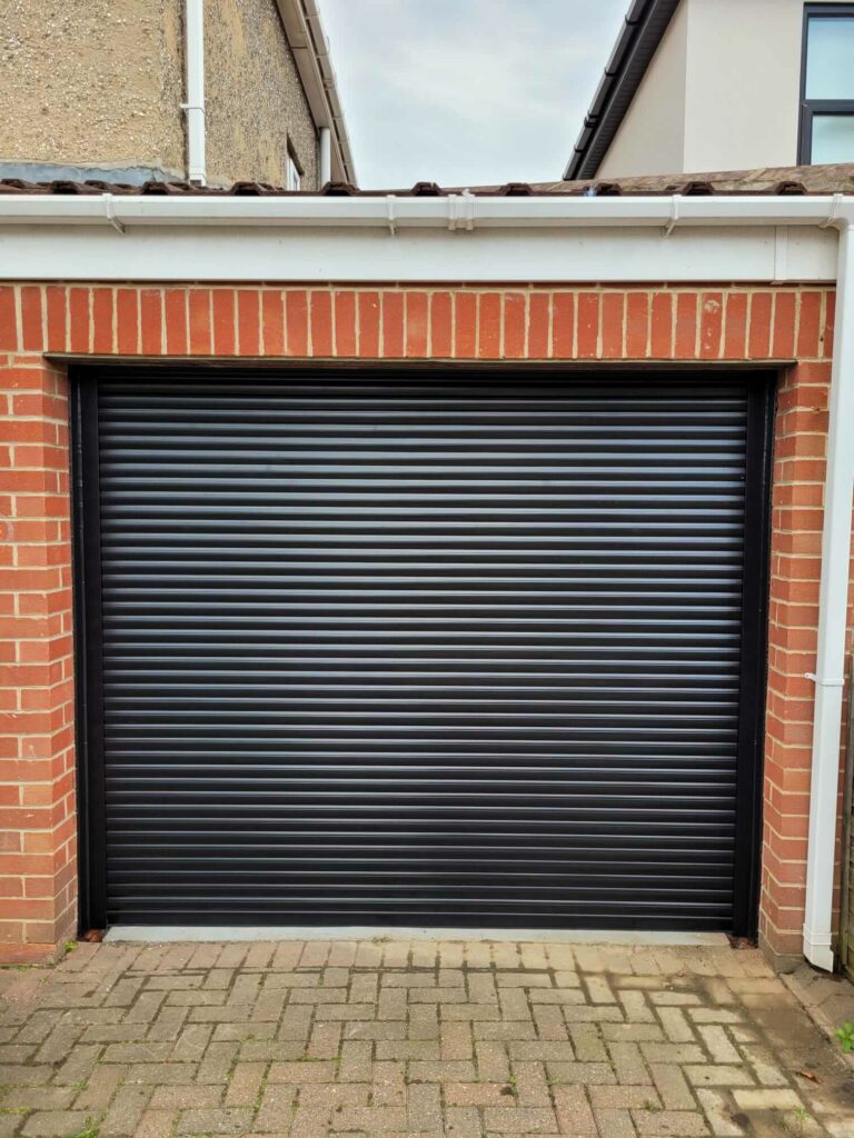 garage doors Sunderland 3